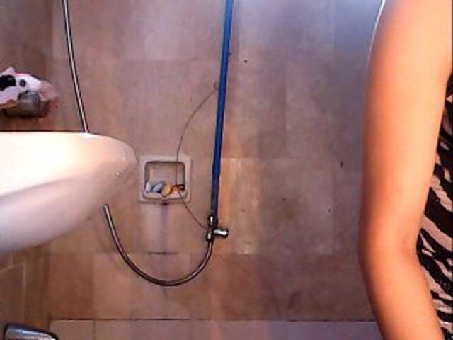 Скриншоты трансляции sexyhotzhel