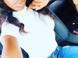 Эротический видеочат SexyKim22