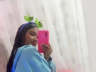 Эротический видеочат Sexylinda018
