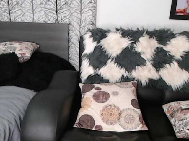 Скриншоты трансляции evacannabithc