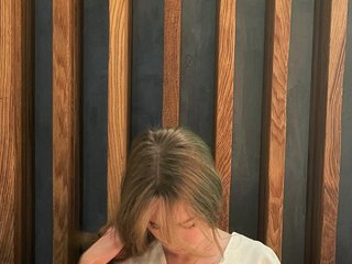 Эротический видеочат sh4wty