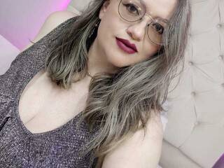 Эротический видеочат Shantal-w