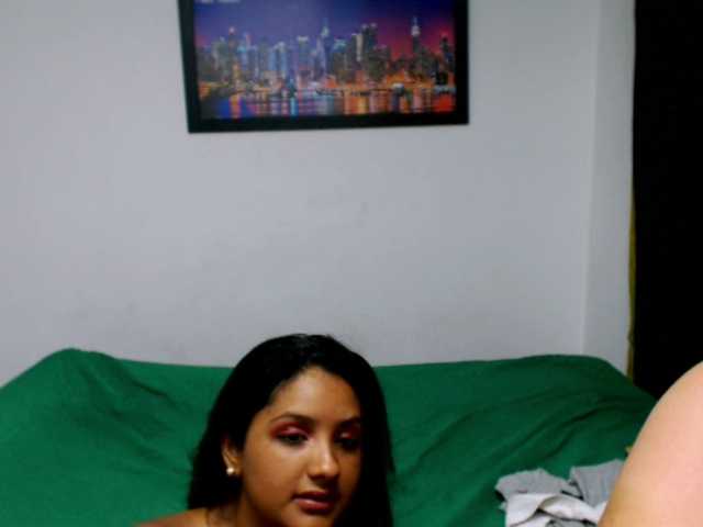 Фотографии ShantalAnFran We are a very hot Latin couple willing to do anything to see you happy