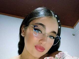 Эротический видеочат Sharlot-Daft