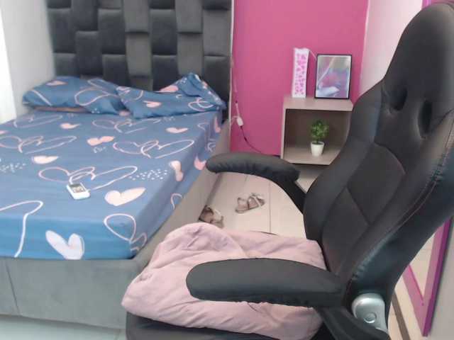 Скриншоты трансляции ShaylaSexx