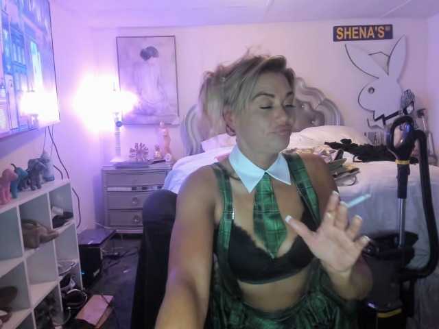 Скриншоты трансляции sheknowsit