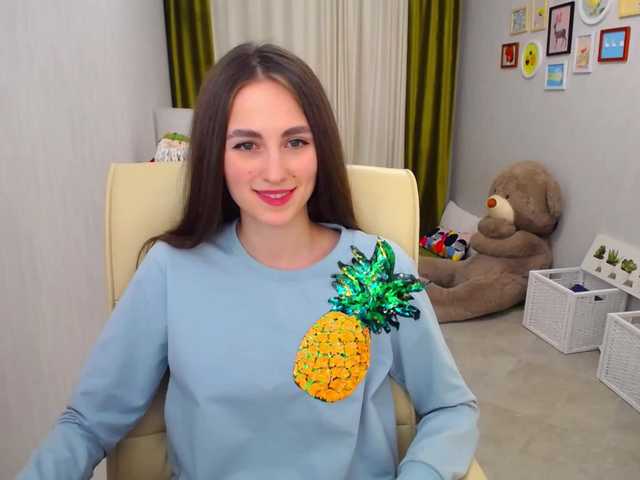 Скриншоты трансляции ShineWithMe