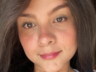 Эротический видеочат Shirleya