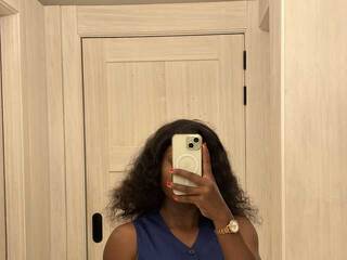 Эротический видеочат ShySerena