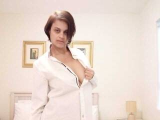 Эротический видеочат Silverfoxc