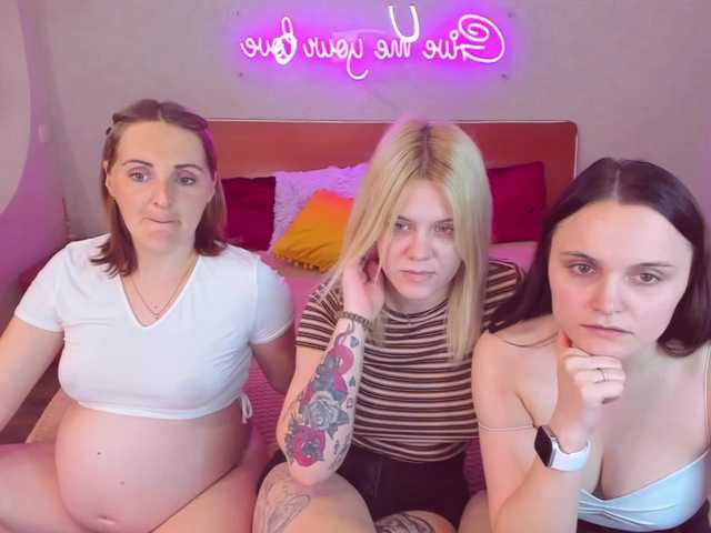 Скриншоты трансляции SixNipples
