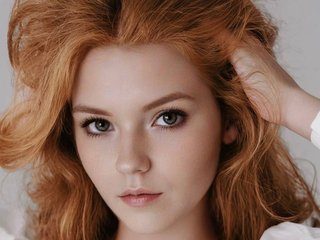 Эротический видеочат SkarletMeow
