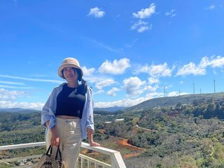 Эротический видеочат SKINNY-SINGLE