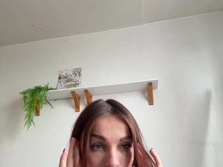 Эротический видеочат SkylarJewels