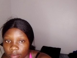 Эротический видеочат SluttyQueen