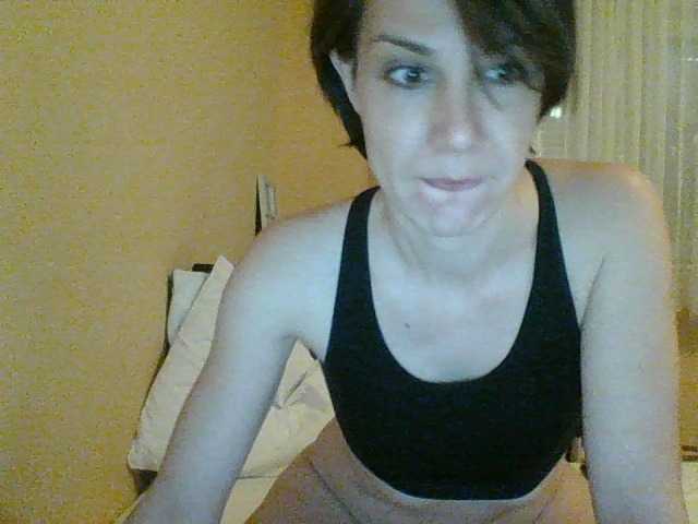 Скриншоты трансляции Ginela