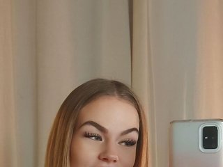 Эротический видеочат SnowwBarbie