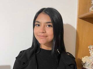 Эротический видеочат sofia-paris