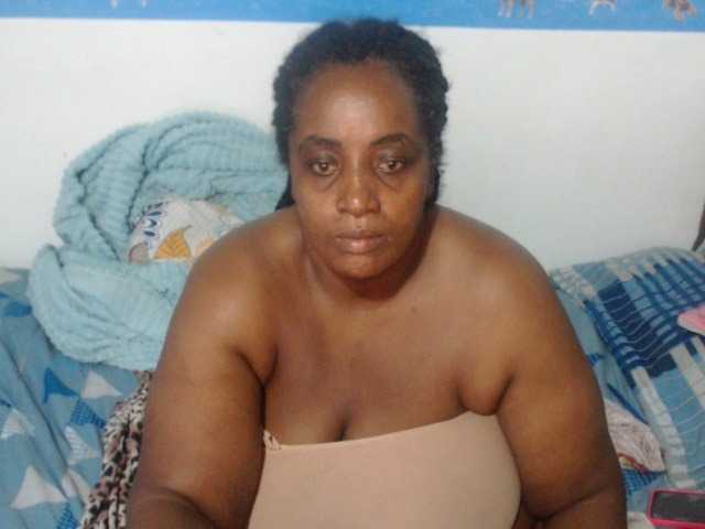 Скриншоты трансляции sofiacutehot