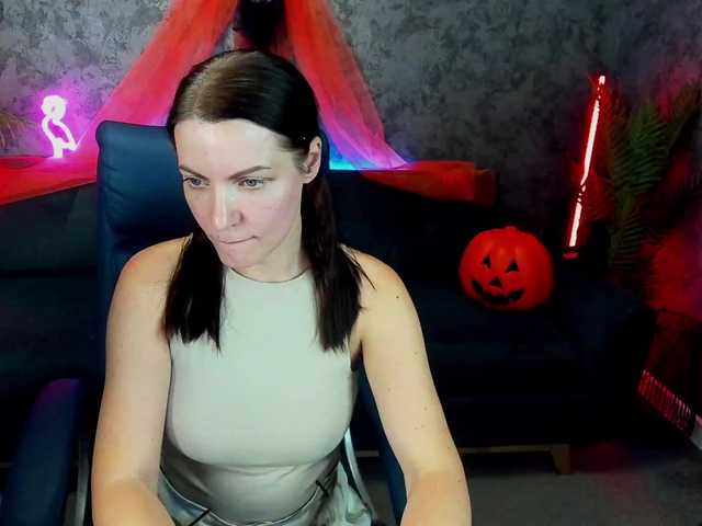 Скриншоты трансляции SofieMoon