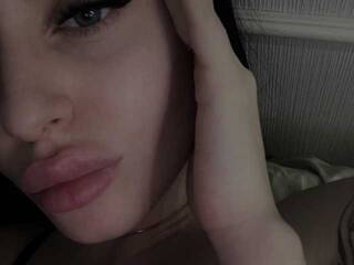 Эротический видеочат Sofy-s