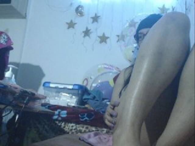 Скриншоты трансляции sofy_dirtyHot