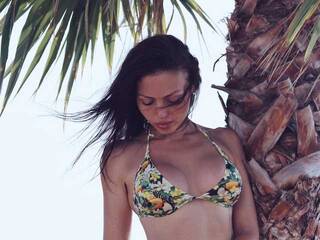 Эротический видеочат CreaMBabyy