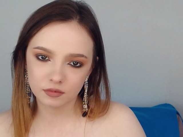 Скриншоты трансляции SonyaBlade9