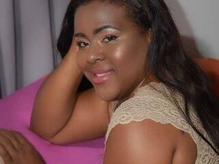 Эротический видеочат SophiaJomes8