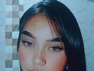 Эротический видеочат Sophiee-22
