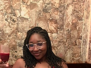 Эротический видеочат Soyglow