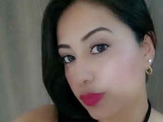 Эротический видеочат soyMichi2025