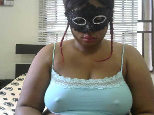 Скриншоты трансляции sexyy326