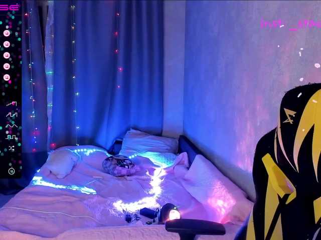 Скриншоты трансляции tyankaaa