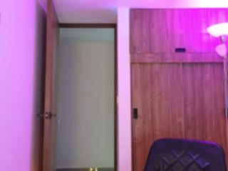 Эротический видеочат _MissJulia_