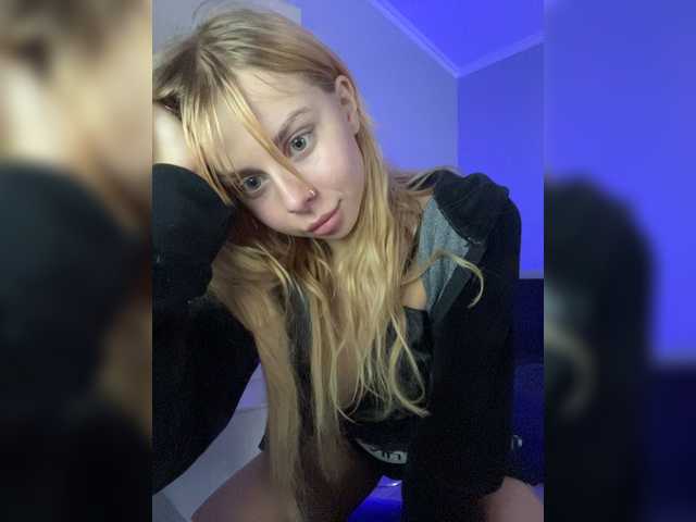 Скриншоты трансляции YOUR-ALICE