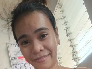 Эротический видеочат SubmissiveHoneyJean