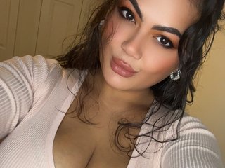 Эротический видеочат SultryyQueenn