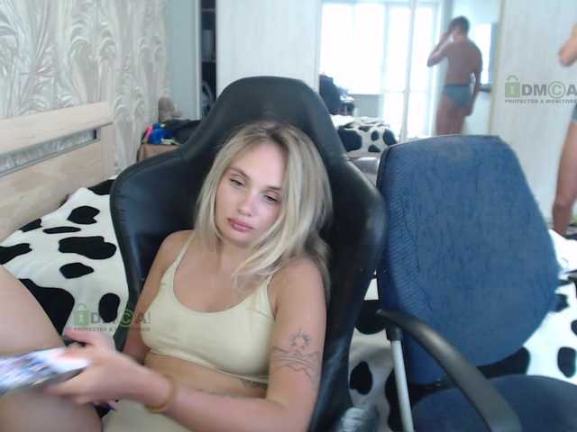 Скриншоты трансляции Sunny-Girl1