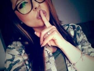 Эротический видеочат CindyMellodie