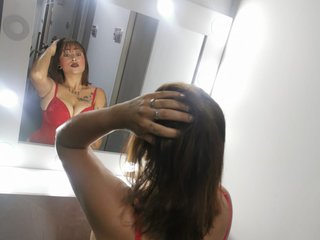 Эротический видеочат susan-hot69