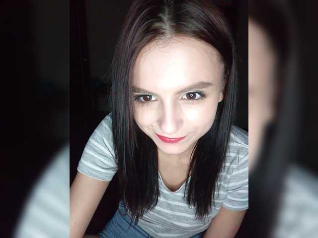 Скриншоты трансляции Sweet-bitch69