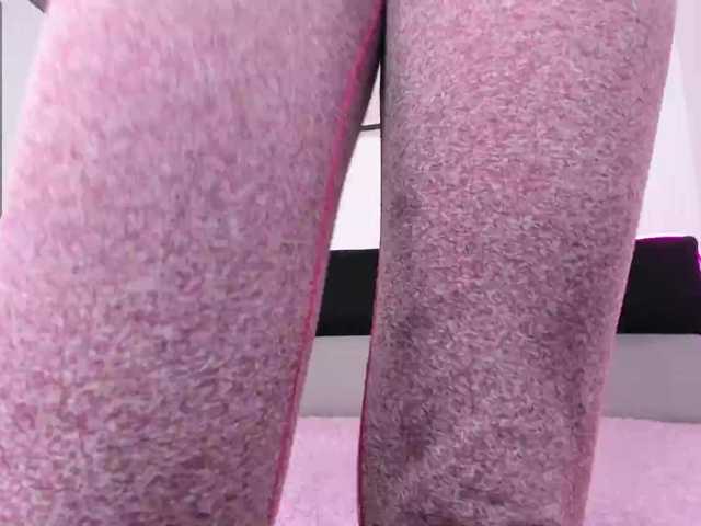 Фотографии Tifanydreams Play with me ... Dont let me dry #latex#pantyhose#heels#teen#18#ahegao#anal#teen #boobs