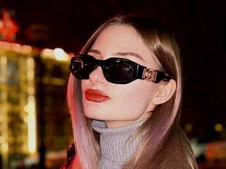 Эротический видеочат _Brightgirl_