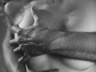 Эротический видеочат SweetDynasty