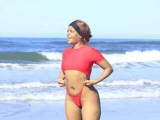 Эротический видеочат SweethhoneyBunny