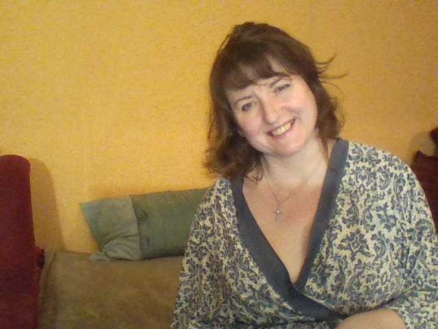 Скриншоты трансляции Sweethotmilf1