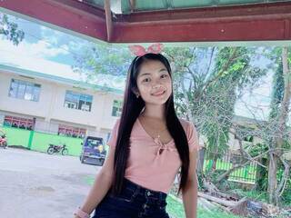 Эротический видеочат SweetMae21