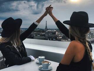 Эротический видеочат SweetRomanc