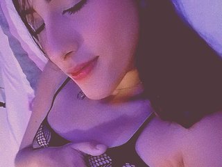 Эротический видеочат Sweetsahira